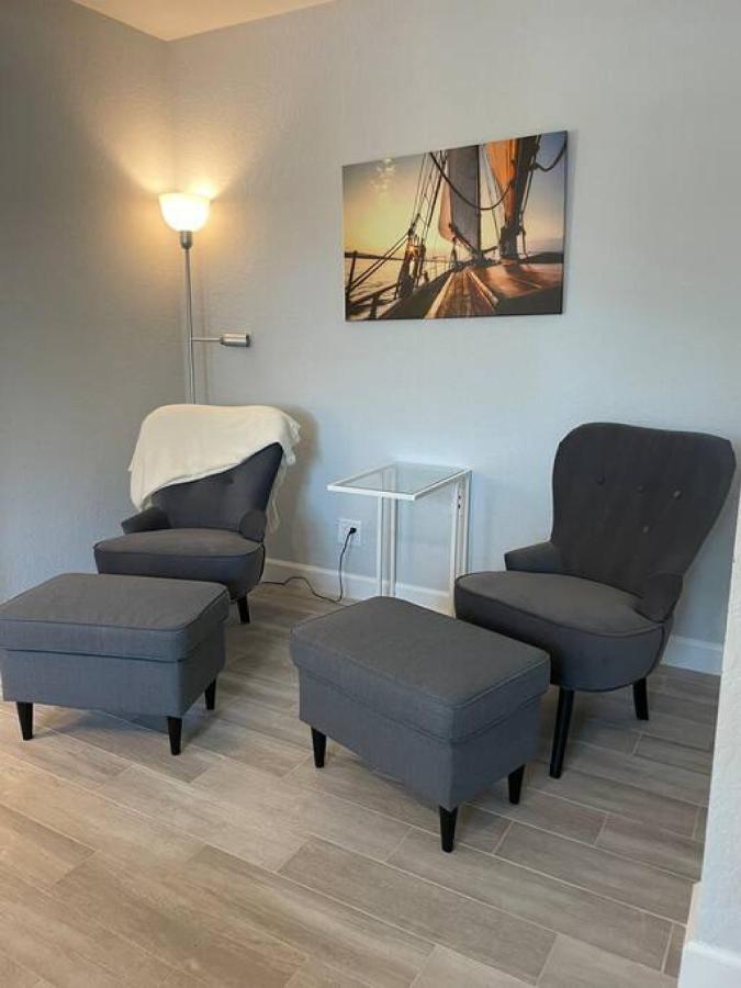 Family House In St Petersburg Apartment เซนต์ปีเตอร์สเบิร์ก ภายนอก รูปภาพ