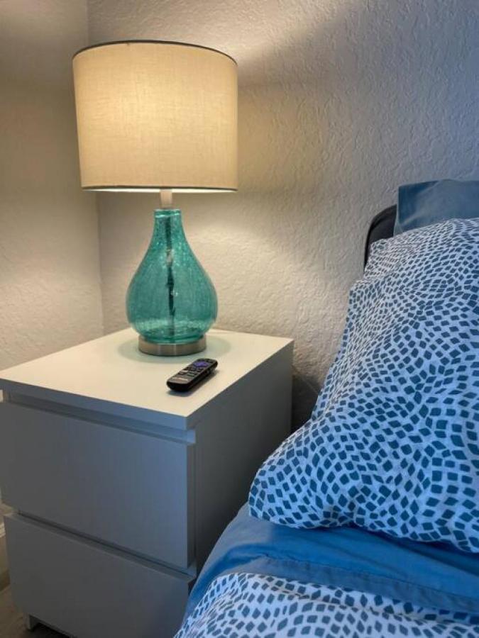 Family House In St Petersburg Apartment เซนต์ปีเตอร์สเบิร์ก ภายนอก รูปภาพ